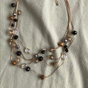 Necklace beaded gold